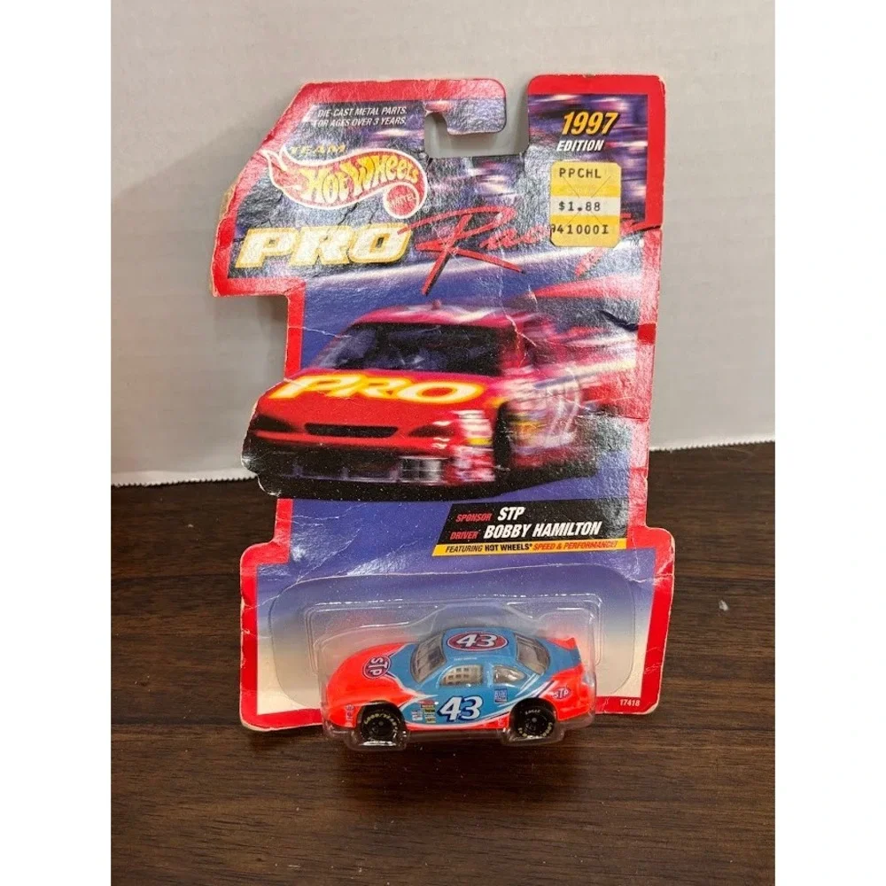 Hot Wheels Pro Racing 1997 Bobby Hamilton 43 STP Pontiac Grand Prix 17418